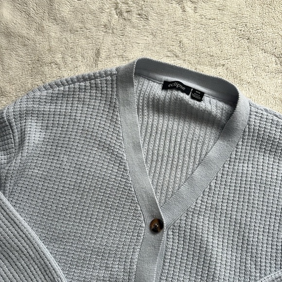 Eclipse Baby Blue Waffle Knit Cropped Cardigan | Button Front Sweater | Size M - Picture 2 of 7